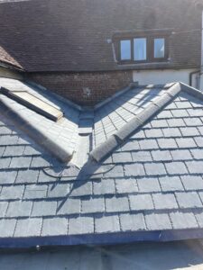 Roofing work covering tile, slate, felt, and flat roofs by Arkview